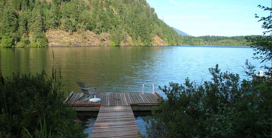 Mesachie Lake / Lake Cowichan